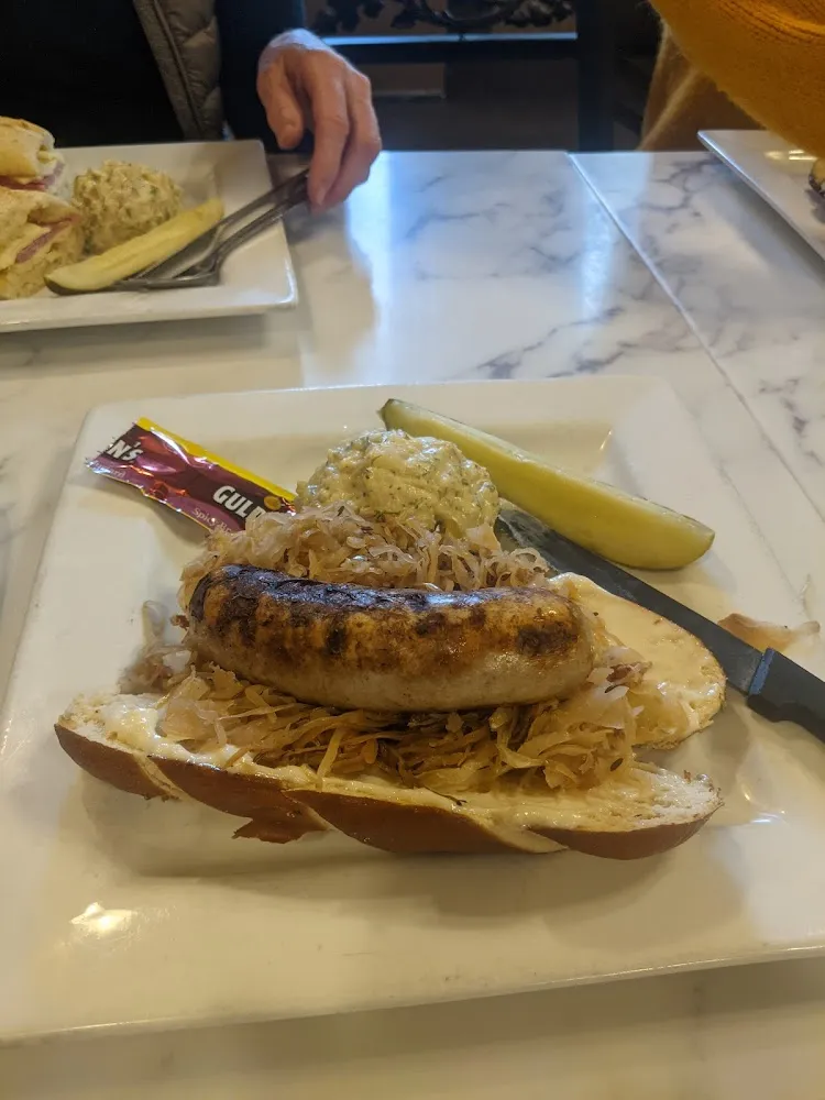Pretzel Brat